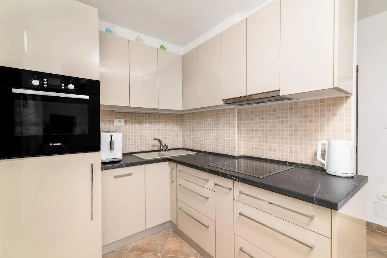 Apartment In Medulin With Terrace, Air Conditioning, W-Lan, Washing Machine 5158-2